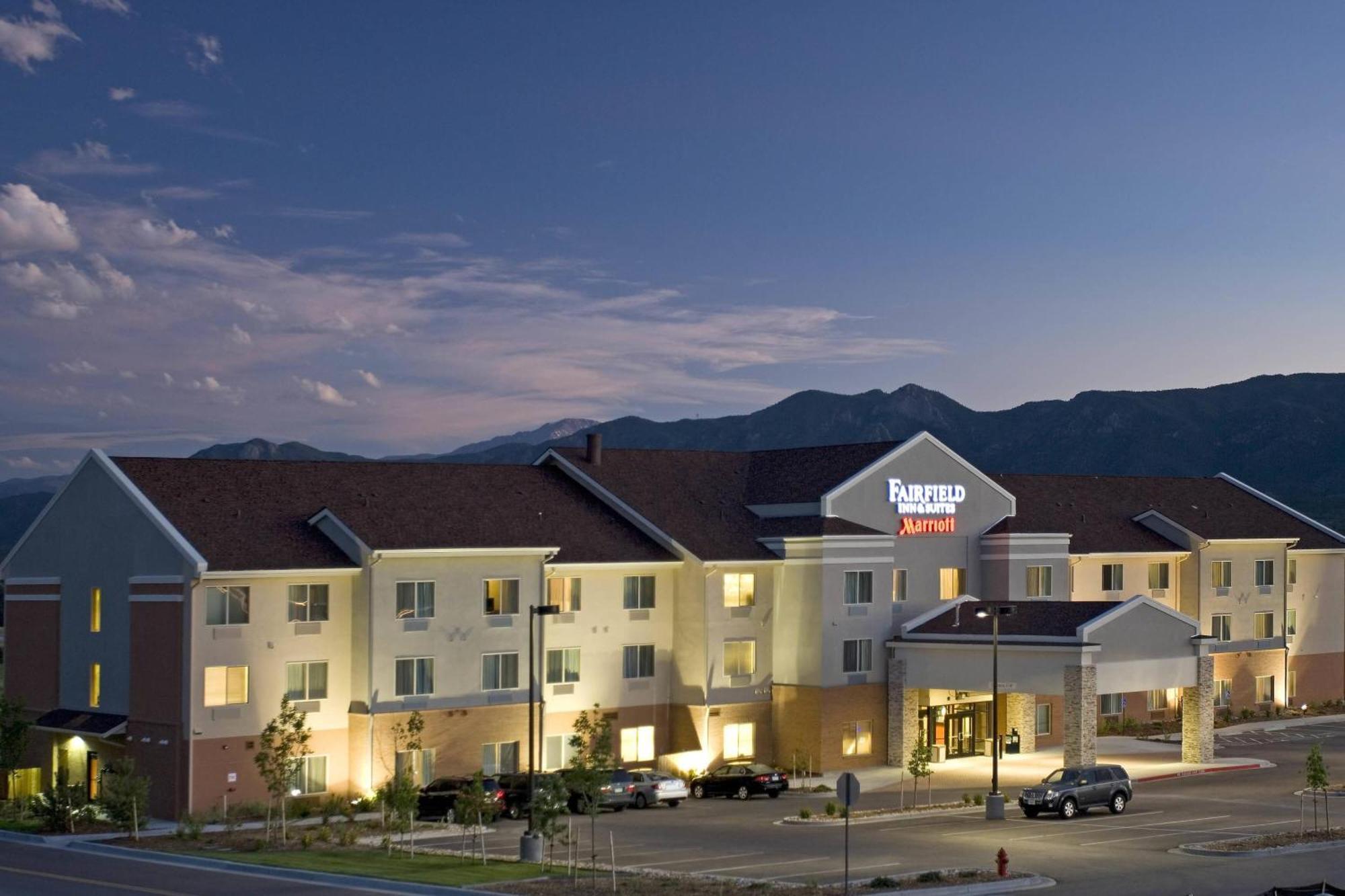 Fairfield Inn And Suites By Marriott Colorado Springs North Air Force Academy Gleneagle Exteriör bild